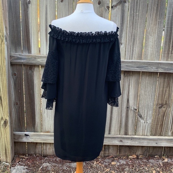 MICHAEL KORS COLLECTION Silk-Georgette and Lace Off-The-Shoulder Dress, size 2 - Picture 6 of 8